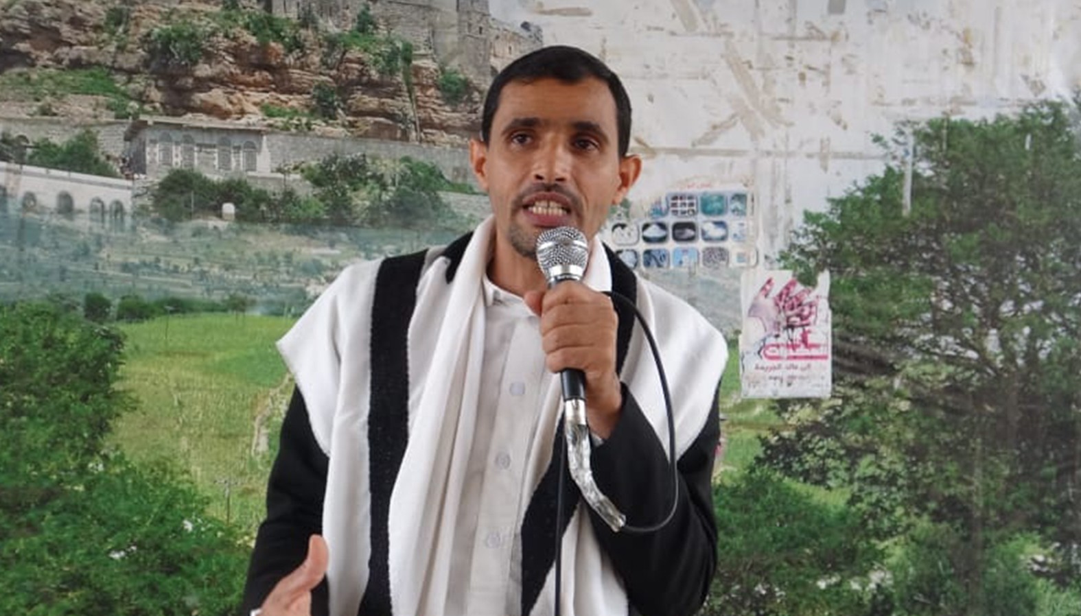 e763cf52b1fd9da9875a64fffc50b6f1~2